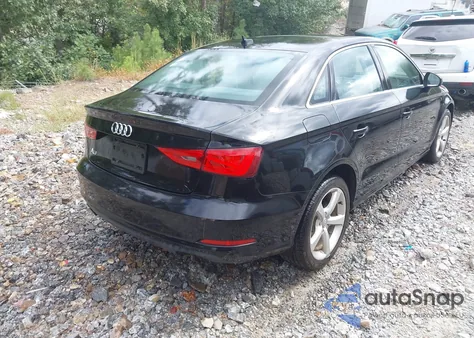 2015 Audi A3 1.8T Premium z USA, uszkodzony, nr VIN WAUACGFF1F1058392